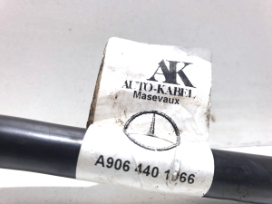Mercedes Benz Sprinter /906/ (2006–2018) Miinuskaabel A9064401066 0000 - 2