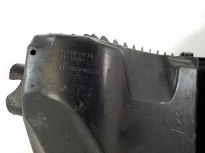 BMW 1 SERIES F21 (2011–2017) Luftfiltergehäuse 13717597582 - 3