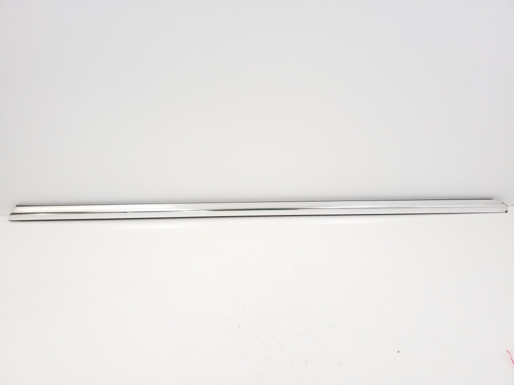 Mercedes Benz E-Class W207 (2009–2017) Außenfensterdichtung vordere Tür A2077250282 Mercedes Benz E-Class W207 (2009–2017) Außenfensterdichtung vordere Tür A2077250282