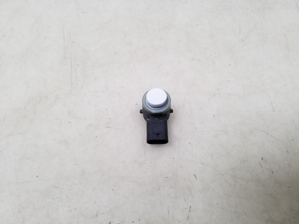 Volkswagen Golf VI (2008–2013) Parksensor hinten 5Q0919275B Volkswagen Golf VI (2008–2013) Parksensor hinten 5Q0919275B