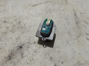 Xenon headlight control unit - B10449-1