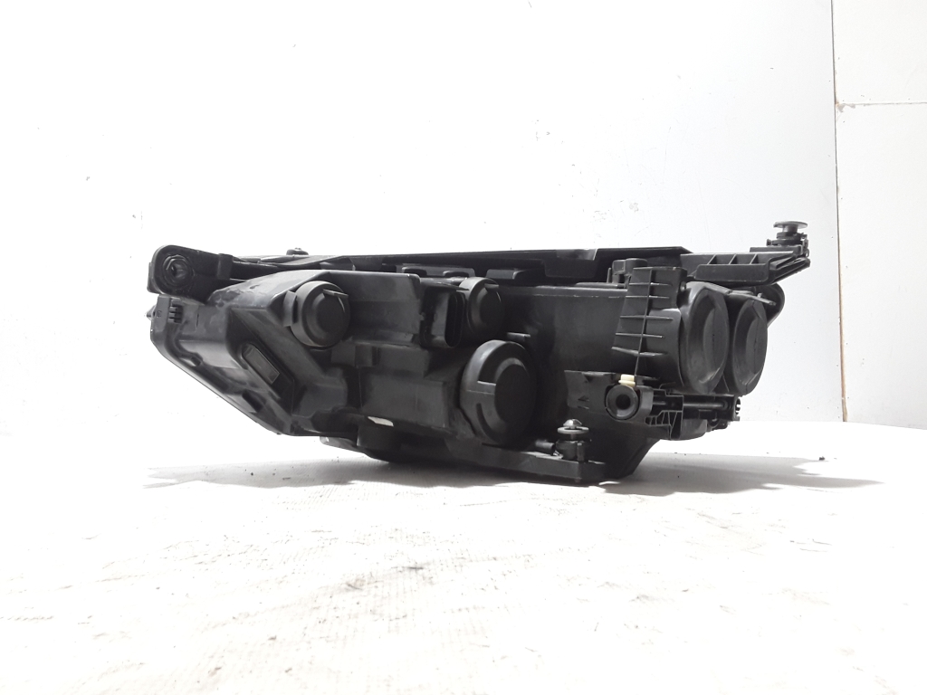 VOLKSWAGEN Passat B8 (2014-2023) Front Right Headlight 3G1941006B 21067509