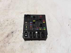  Fuse blocks 