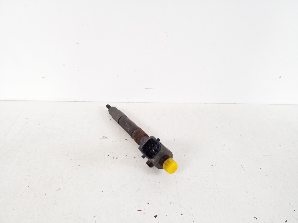 VOLVO V60 1 generation (2010-2020) Fuel Injector VEA132370010AAB 20201355