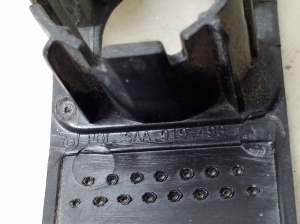 Volkswagen Passat B7 (2010–2014) Halter für Parksensor hinten 3AA919493 - 2
