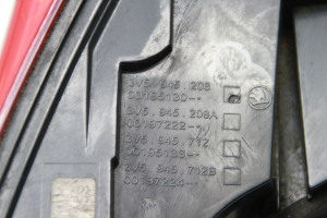 Skoda Superb (2015–2026) Eckleuchte hinten 3V5945207 - 3