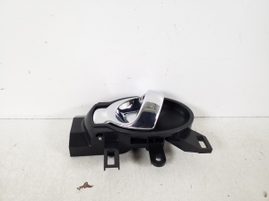 NISSAN Juke F15 (2010–2018) Front door inner handle - 2