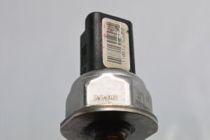 Citroen C4 (2004–2010) Kraftstoffhochdrucksensor 5WS40039 - 3