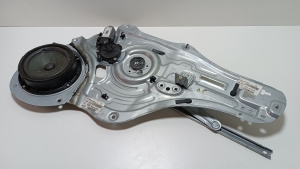 Kia Sportage (2010–2016) Priekšējo durvju logu pacēlājs un tā daļas 824803U120 - 4
