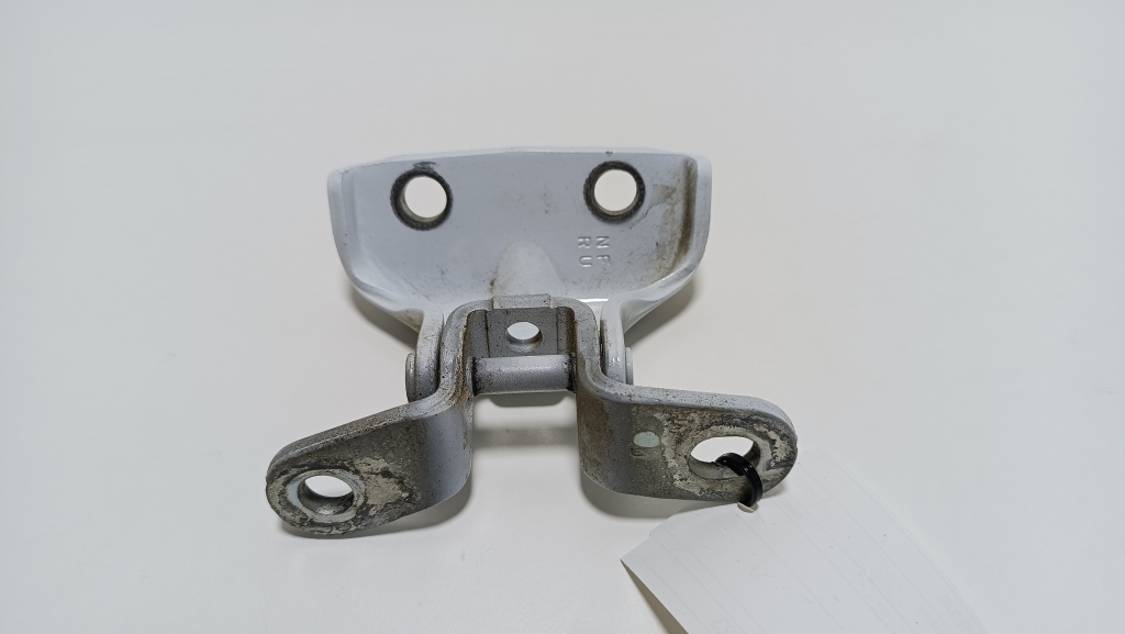 Kia Sportage (2010–2016) Rear side door upper hinge