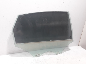  Glass rear side door 