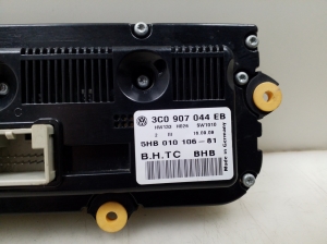 Volkswagen Passat B6 (2005–2010) Heater control panel 3C0907044EB - 2