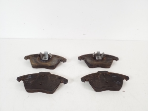 Volkswagen Caddy III (2004–2015) Front brake pads - 2