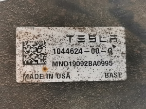 Tesla Model 3 3 (2016–2024) Bremssattel hinten 1044624-00-G - 3