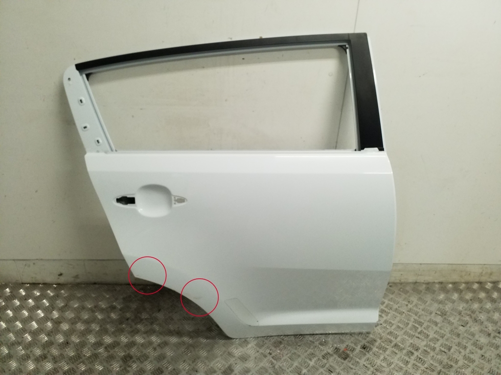 Kia Sportage (2010–2016) Rear side doors Kia Sportage (2010–2016) Rear side doors