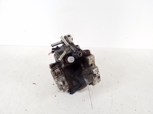 TOYOTA Yaris (2005–2011) Kütusepump ja selle osad - 3