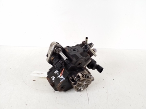 Kraftstoffpumpe und ihre Teile - 