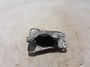  Gearbox mount  - 31460716 