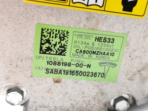 Tesla Model 3 3 (2016–2024) Konditsioneeri kompressor 1088198-00-N - 4