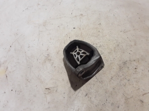   Gearbox mount  - 31330592 