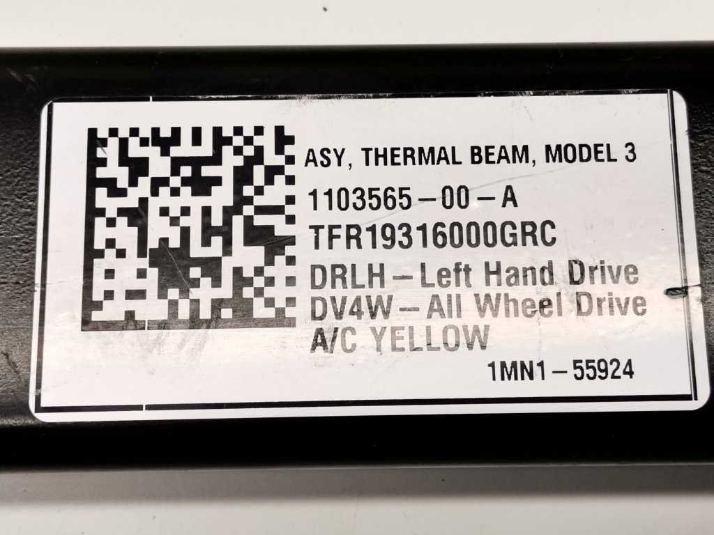 TESLA Model 3 1 generation (2017-2024) Klimaanleggs kompressorbrakett 1103565-00-A 21240094