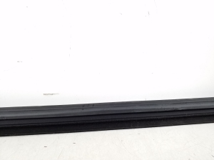 Ford Fiesta VI (2008–2017) Rear side door inner window molding 1746920 - 2
