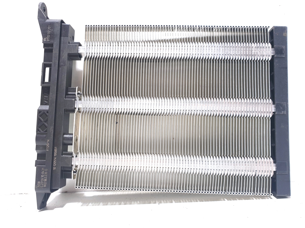 Volkswagen Passat B6 (2005–2010) Heizungswärmetauscher 1KO963235G Volkswagen Passat B6 (2005–2010) Heizungswärmetauscher 1KO963235G