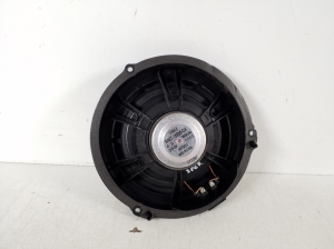 Ford Fiesta VI (2008–2017) Rear side door speaker AA6T18808CA - 2