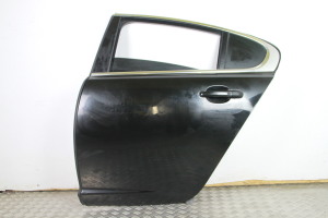 Tagumised küljeuksed - 8X23F24721AG