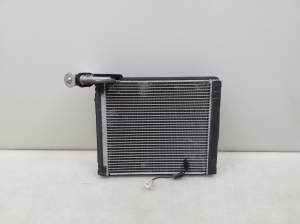  Air conditioning radiator 