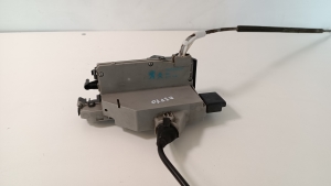 Citroen DS4 (2011–2018) Rear side door lock 9685353580 - 4