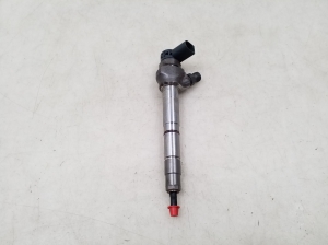   Fuel injector 