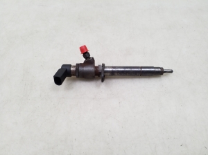  Fuel injector 