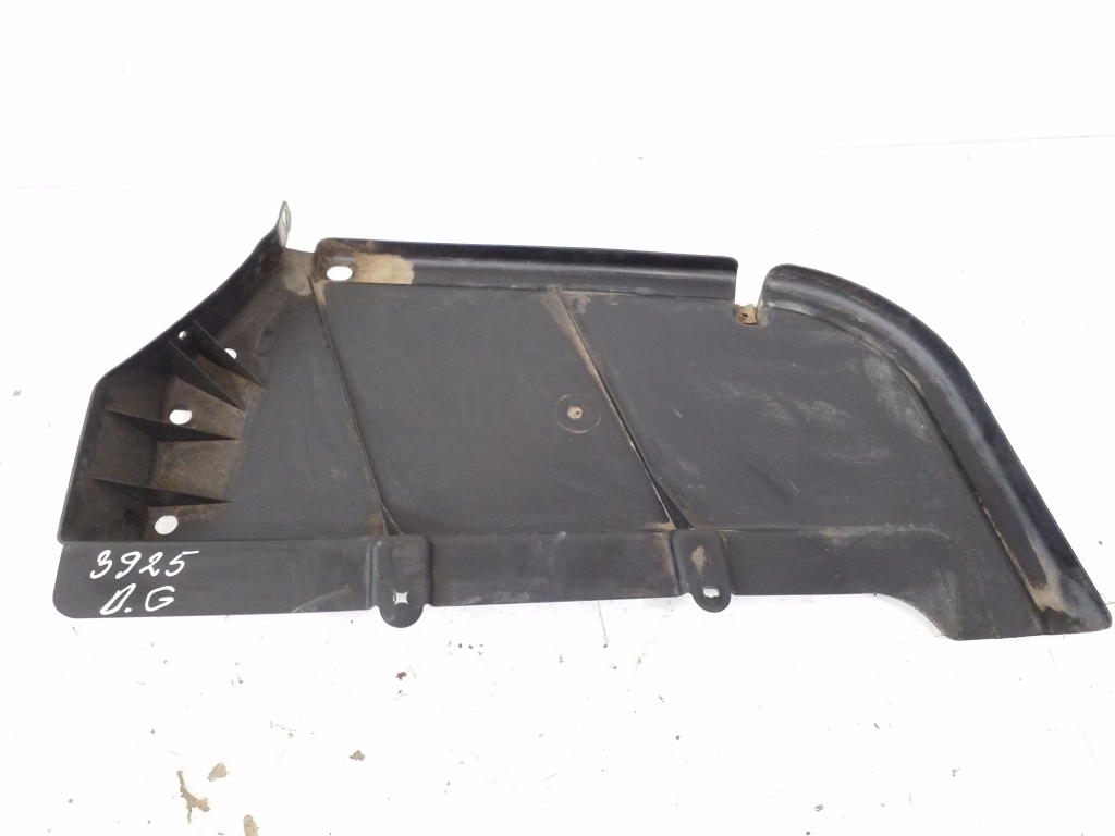 MERCEDES-BENZ C-Class W204/S204/C204 (2004-2015) Right Side Underbody Cover A2046900607 21986105