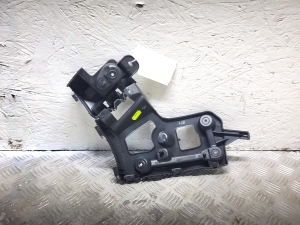 RENAULT Captur (2013–2019) Rear bumper bracket 852220257R - 2