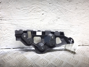 Dacia Sandero (2012–2021) Rear bumper bracket 850449756R - 2