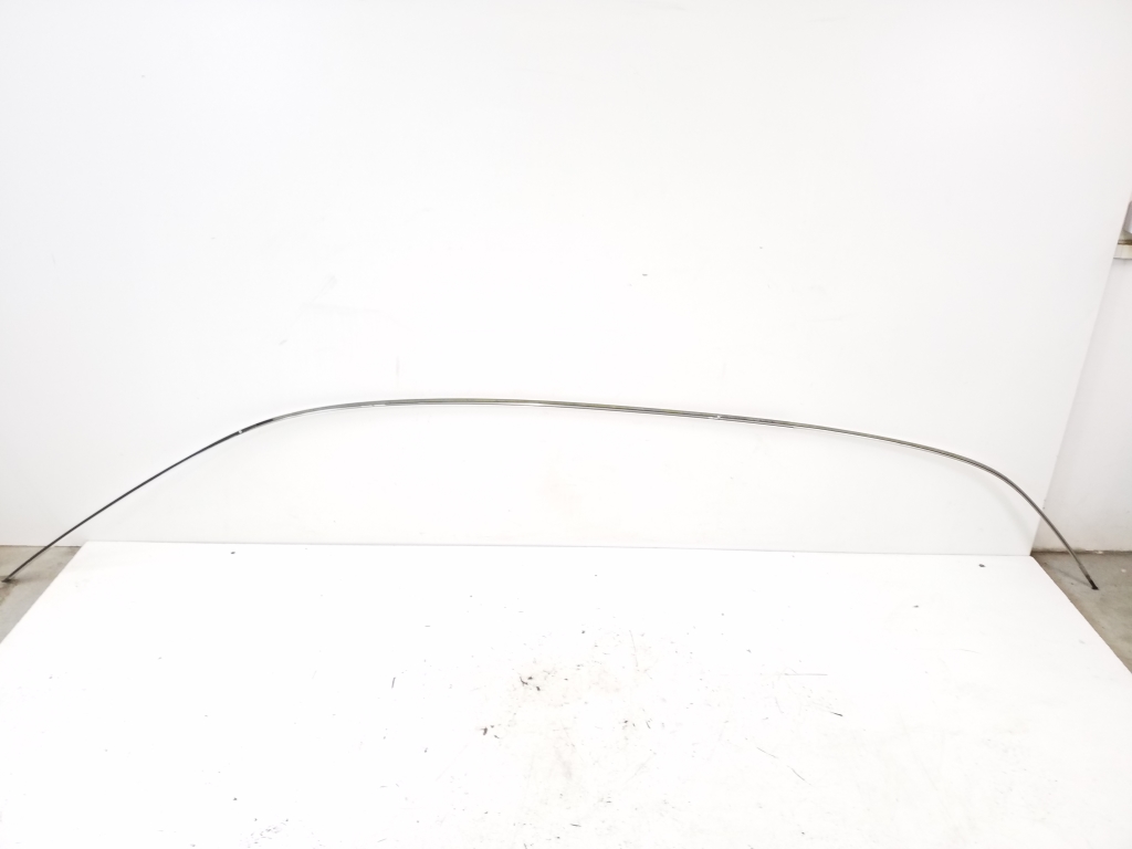 MERCEDES-BENZ C-Class W204/S204/C204 (2004-2015) Right Side Roof Strip Trim A2046902480 21985936