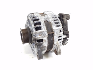 Mercedes Benz CLA-Class W117 (2013–2019) Lichtmaschine A0009063322