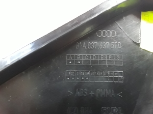 AUDI Q2 (2016–2026) Peegli kolmnurkne ilupaneel 81A837637 - 2