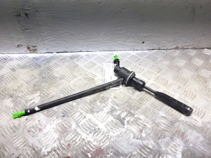 Clutch master cylinder - 306106218R