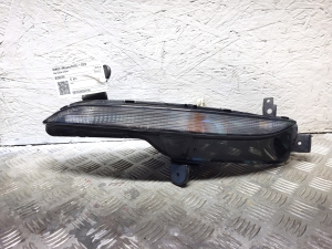 Front bumper reflector - 261306376R