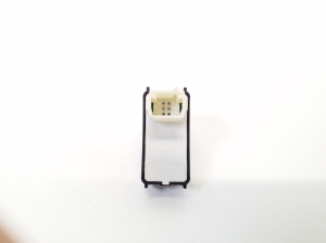 Opel Corsa F (2019–2026) Rear side door window switch 98044803 - 3
