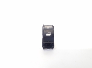 Opel Corsa F (2019–2026) Rear side door window switch 98044803 - 2
