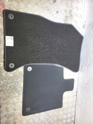 AUDI Q5 (2017–2026) Innenraumteppich 80B863691A - 2