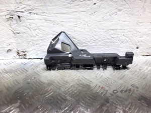 RENAULT Trafic III (2014–2022) Front bumper bracket 622209504R - 2