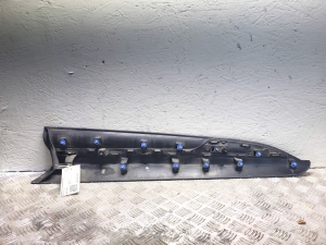 RENAULT Scenic (2016–2026) Moulure de porte avant 808773735R - 2