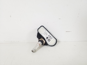 Mercedes Benz ML-Class 166 (2011–2015) Reifendrucksensor A0009050030 - 2