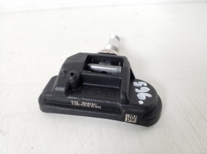 Mercedes Benz ML-Class 166 (2011–2015) Reifendrucksensor A0009050030 - 3