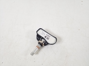 Mercedes Benz ML-Class 166 (2011–2015) Reifendrucksensor A0009050030 - 2