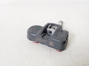 Mercedes Benz R-Class 251 (2006–2017) Reifendrucksensor A0009054100 - 3